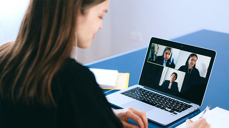 Die Auswirkungen virtueller Meetings auf Ihre Mitarbeiter